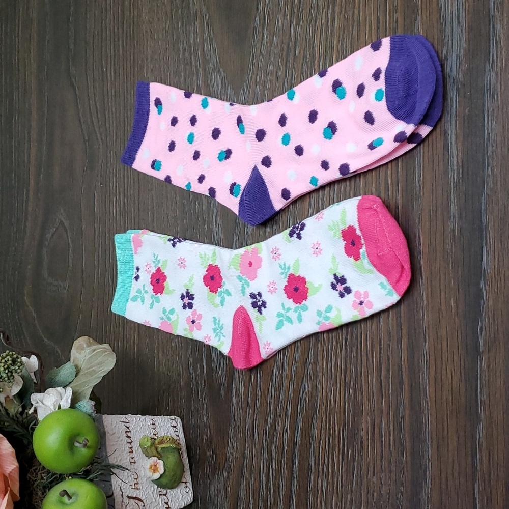 NWOT Cute socks 2 pair kids Size